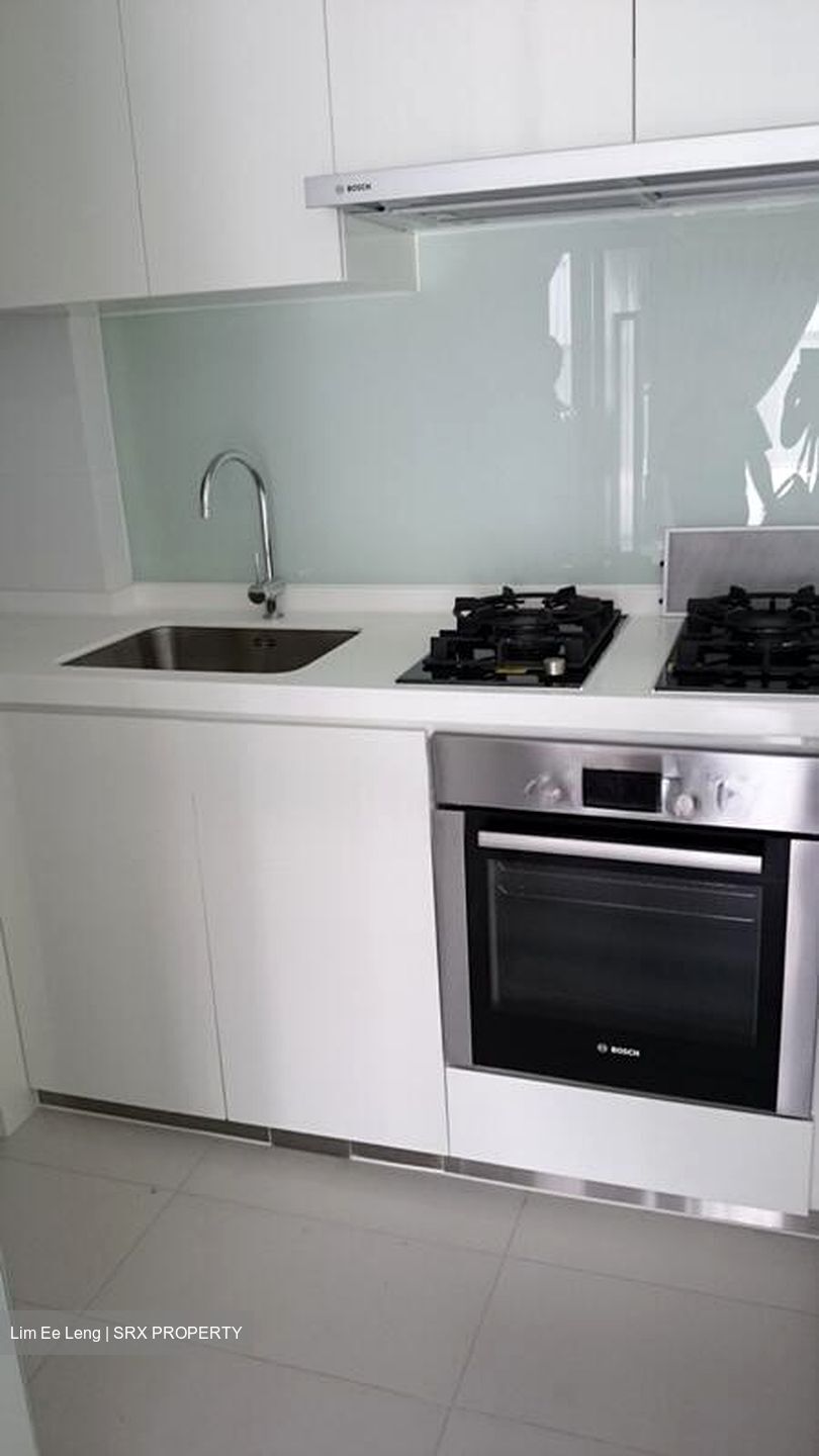 Centro Residences (D20), Condominium #519278891